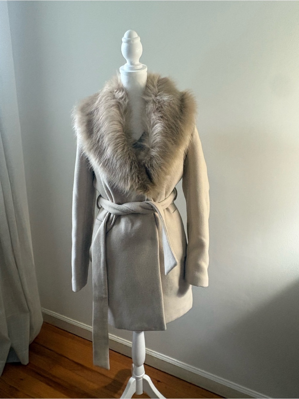 H&M Cream Belted Coat with Removable Faux Fur Shawl Collar